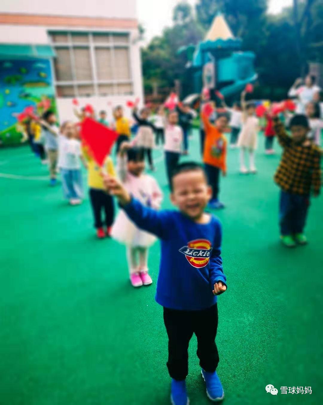 孩子在幼儿园都干啥,小孩儿在幼儿园里干啥