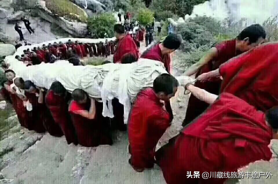 成都到色达旅游团旅游攻略,成都去色达的旅行团价格