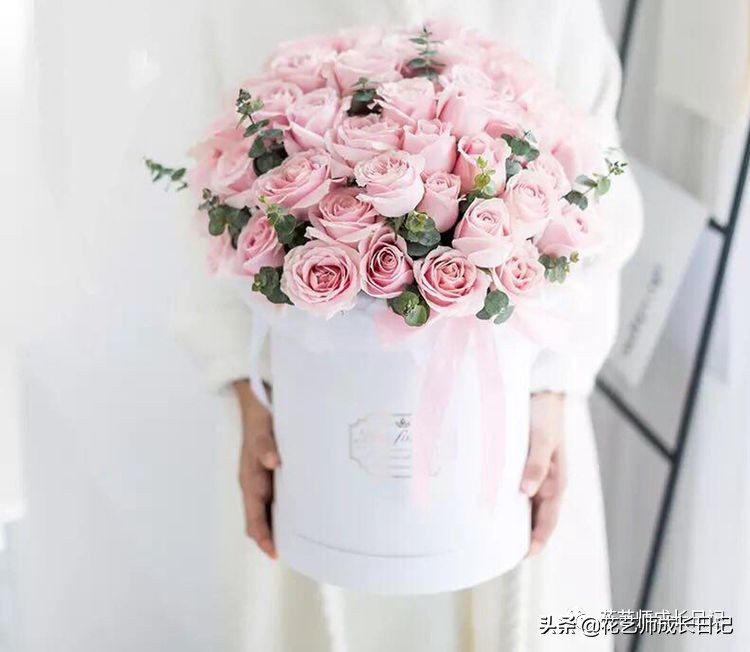玫瑰花从1到99朵的花语是什么,1到19朵玫瑰花语是什么