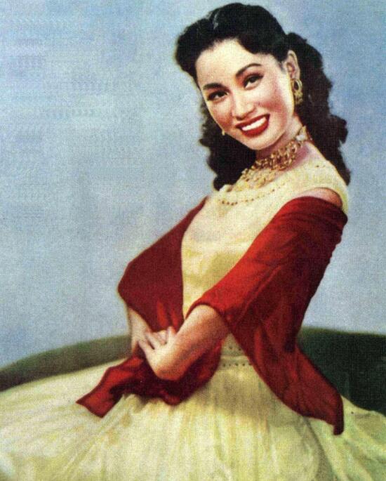 1988年,在大会上“请小平同志不要吸烟”的女人,后来怎样了