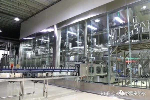 天地精华矿泉水,天地矿泉水和天地精华矿泉水