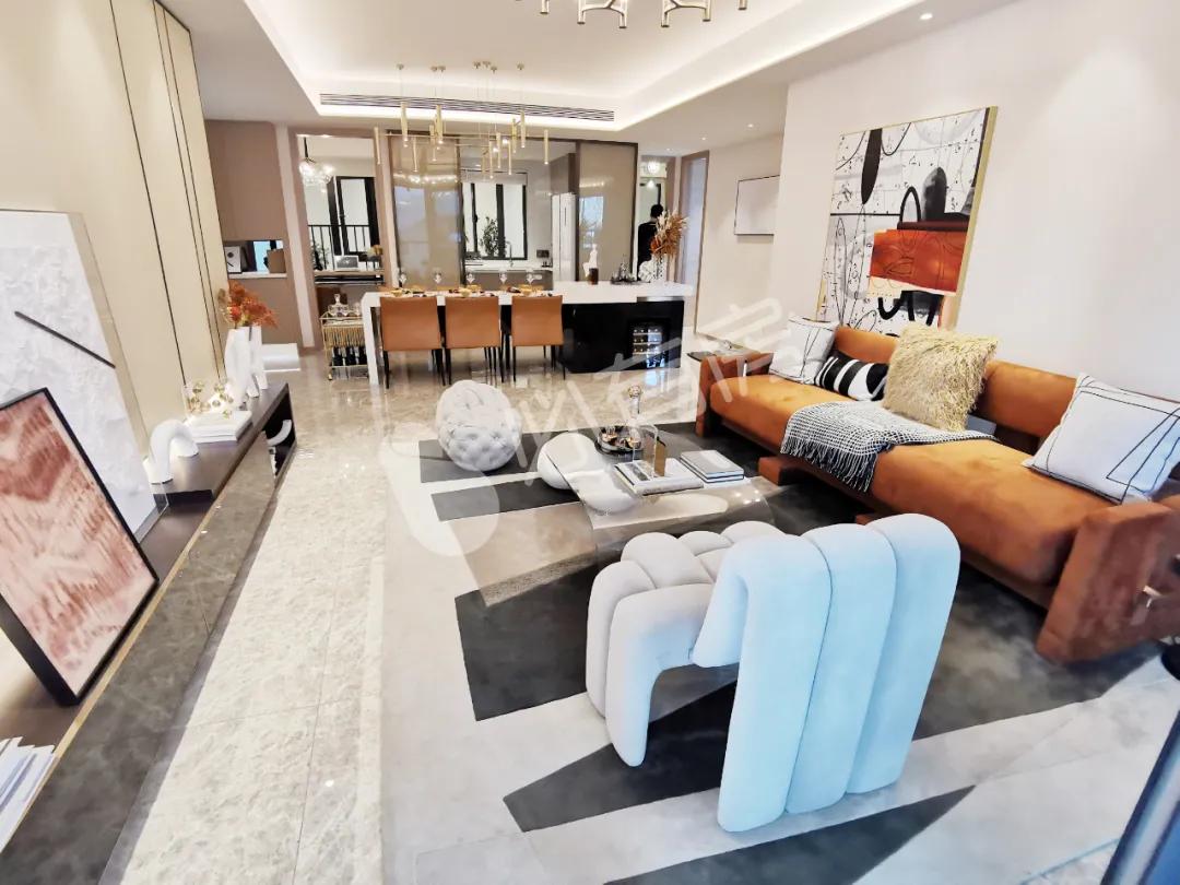 粉盘撞车,现状差又最贵的上河公元你买账吗?