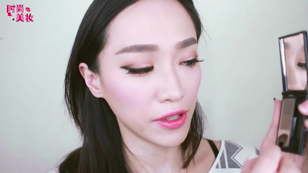 为什么画完眉毛特别容易脱妆,四叉眉笔不脱妆让眉毛根根分明