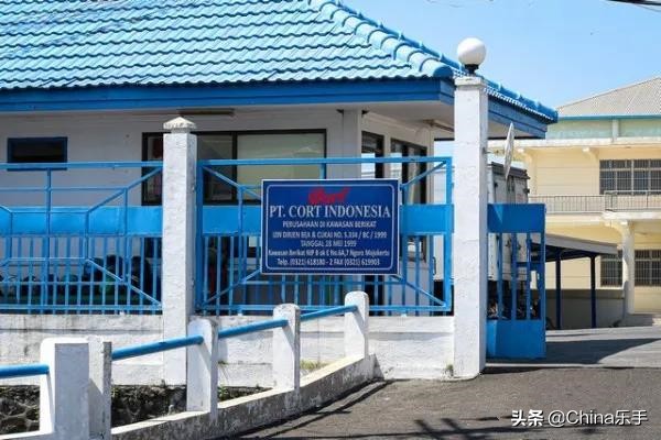 跟随帝声乐器参观世界著名吉他制造商之一Cort印度尼西亚工厂