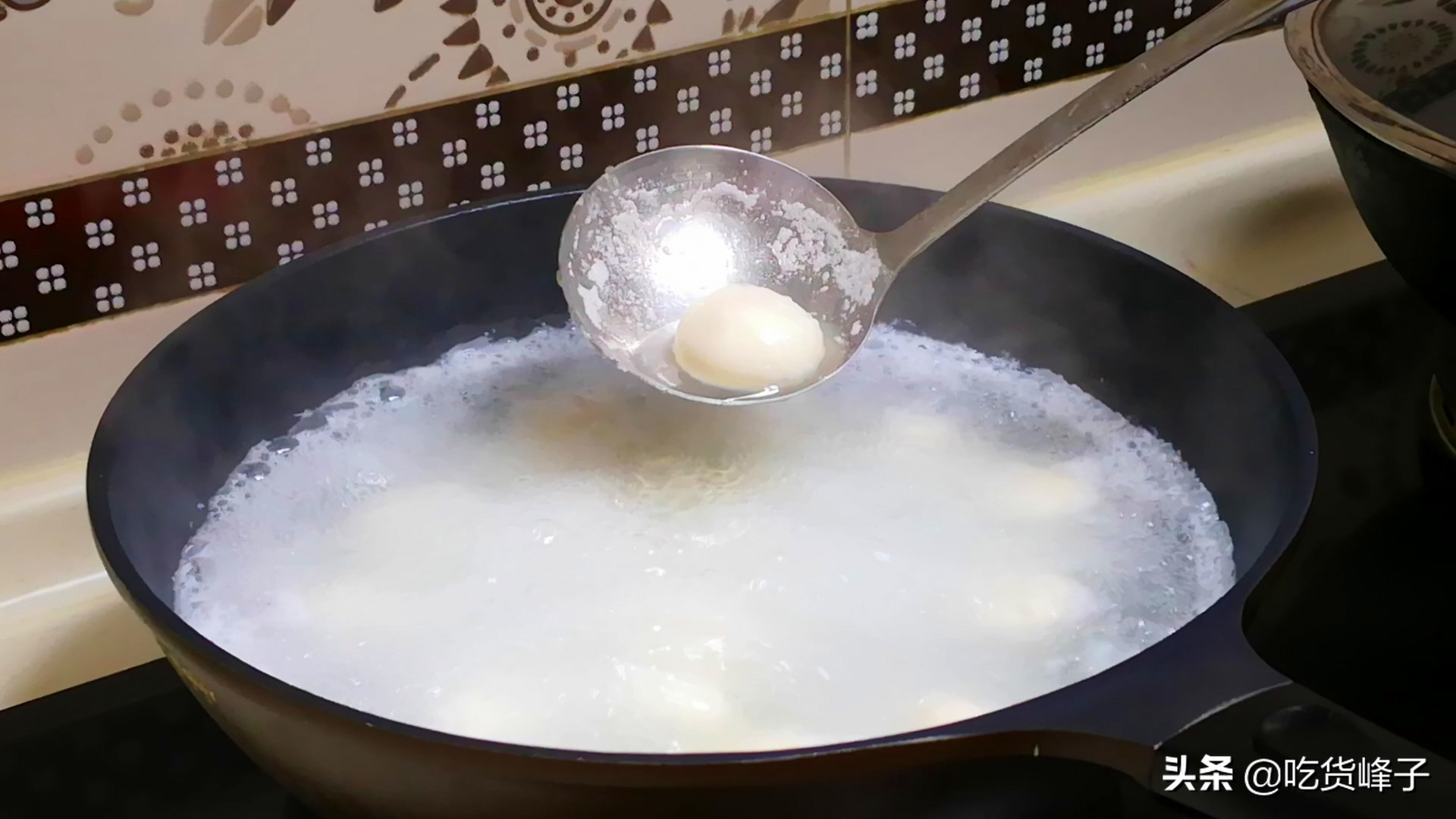 煮汤圆应该冷水下锅还是开水呢,煮汤圆是凉水下锅还是开水下锅好