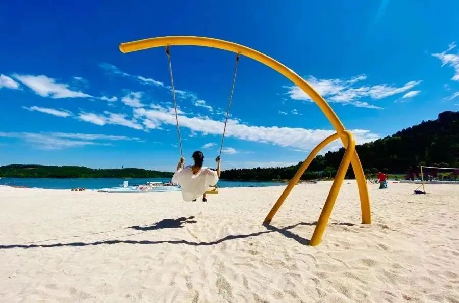 乌兰镇游乐园,大漠玩都乌兰淖尔第三届冰雪节