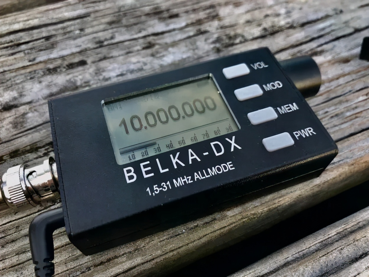 使用超便携俄罗斯产Belka-DX接收器进行码头远程接收测试