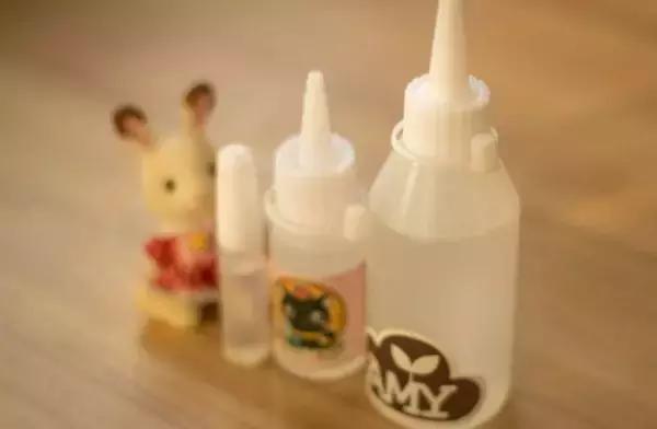 502胶水真的什么都能粘住吗,502胶水粘住502的盖子怎么办