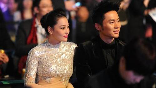 张馨予微博再次晒照尽情秀恩爱,张馨予崩溃