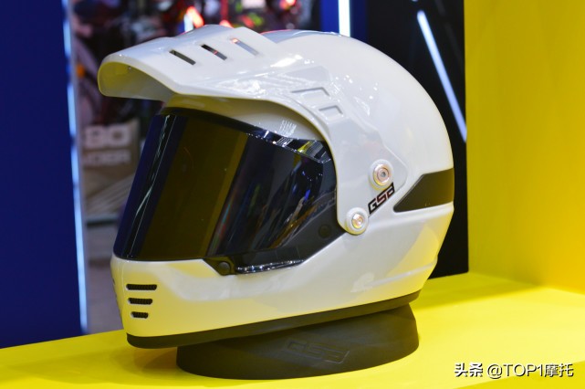 重庆摩博会丨GSB头盔探馆多款新品惊喜上市还有电加热镜片