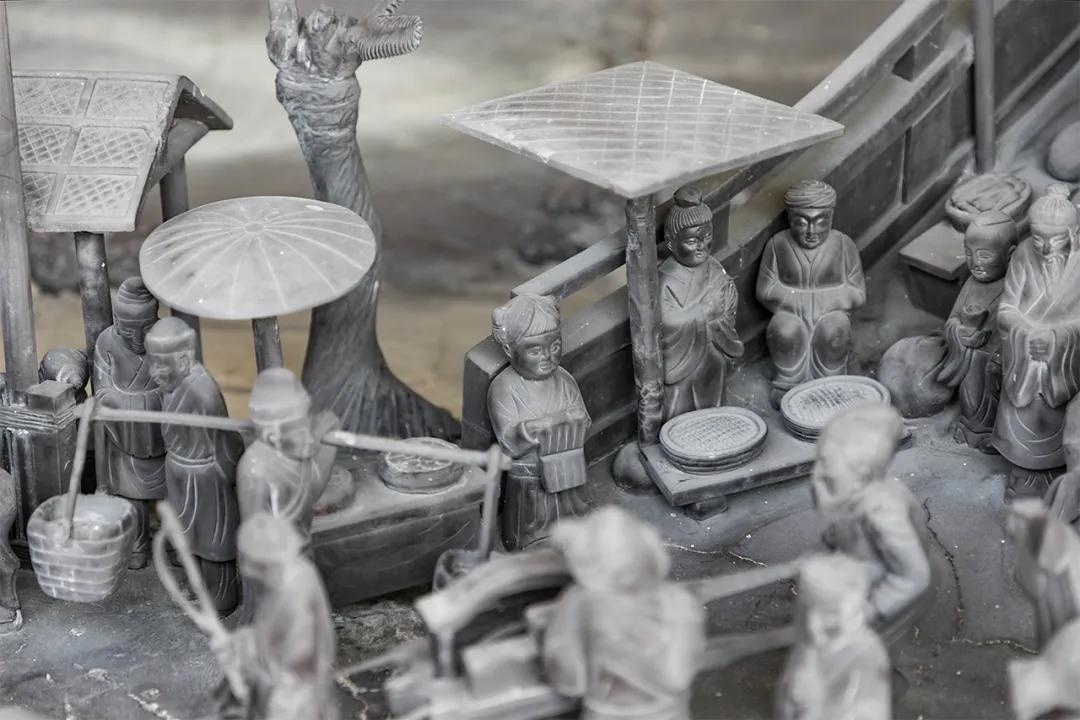 深圳翻身地铁成网红打卡地,深圳网红打卡地点富士康光明小镇