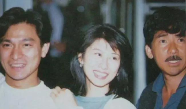 刘德华朱丽倩望百日内完婚,刘德华娶了朱丽倩