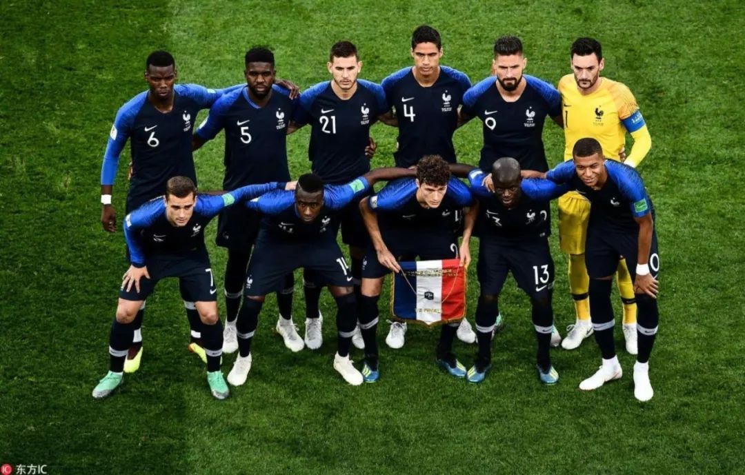 那些属于足球的夏天,足球场的夏天