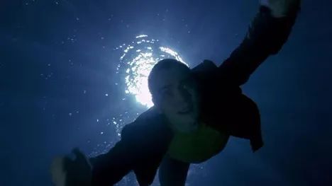 《猜火车》20年：有些人入世，有些人堕落到死