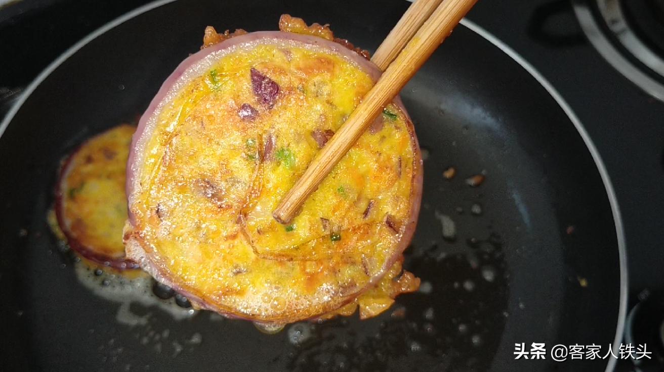 营养早餐简单做，1个洋葱3个蛋，楼下摆摊超火的鸡蛋香饼，真好吃