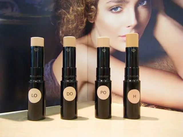 改善肤色暗沉好物推荐 (改善皮肤暗黄的平价好物)