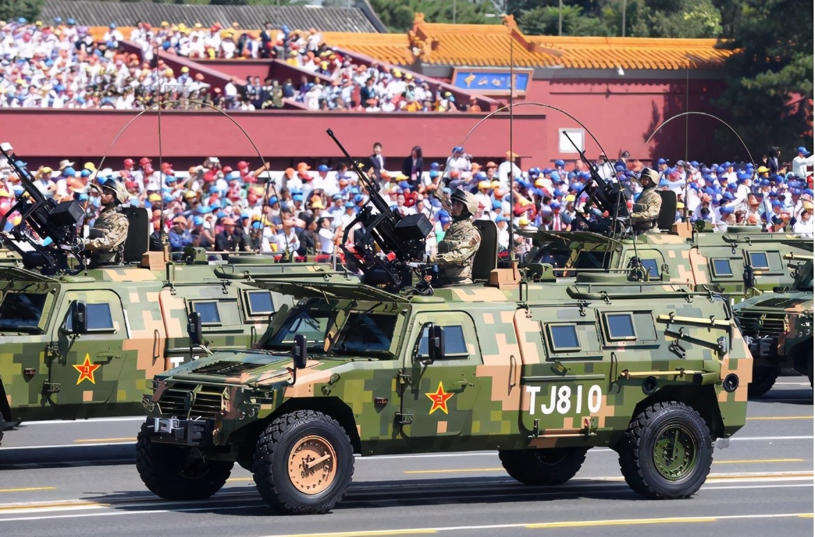 为啥*用军**车都用柴油机，而不用汽油机呢？4个特点汽油机无法相比