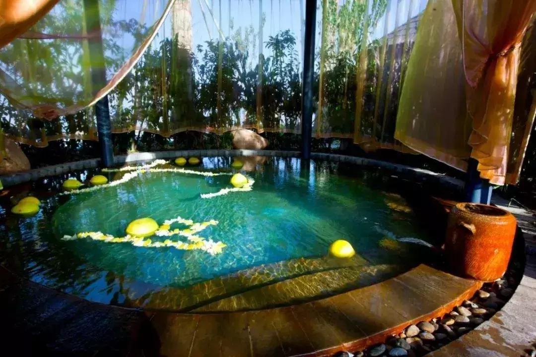 泰州溱湖一座人文湖景别墅，享受1800米湿地深处云海温泉丨欢墅