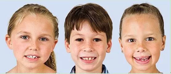 三岁孩子矫正牙齿后又反复,孩子牙齿矫正一个月看不到效果
