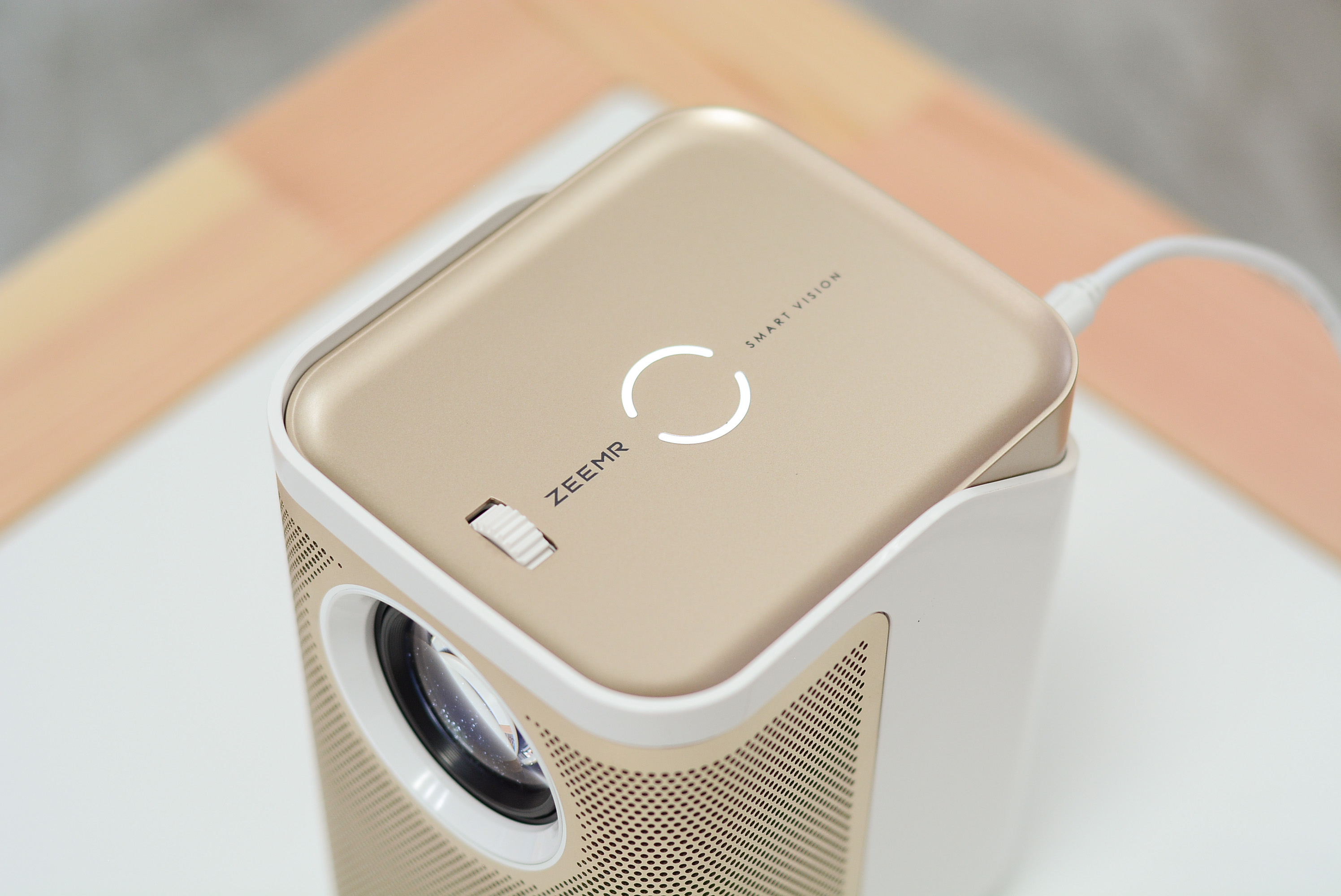 真1080P,一款有创意且用心的投影,知麻影院电视DIVAPRO评测