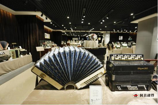 塔城异域风情,塔城地区博物馆景点