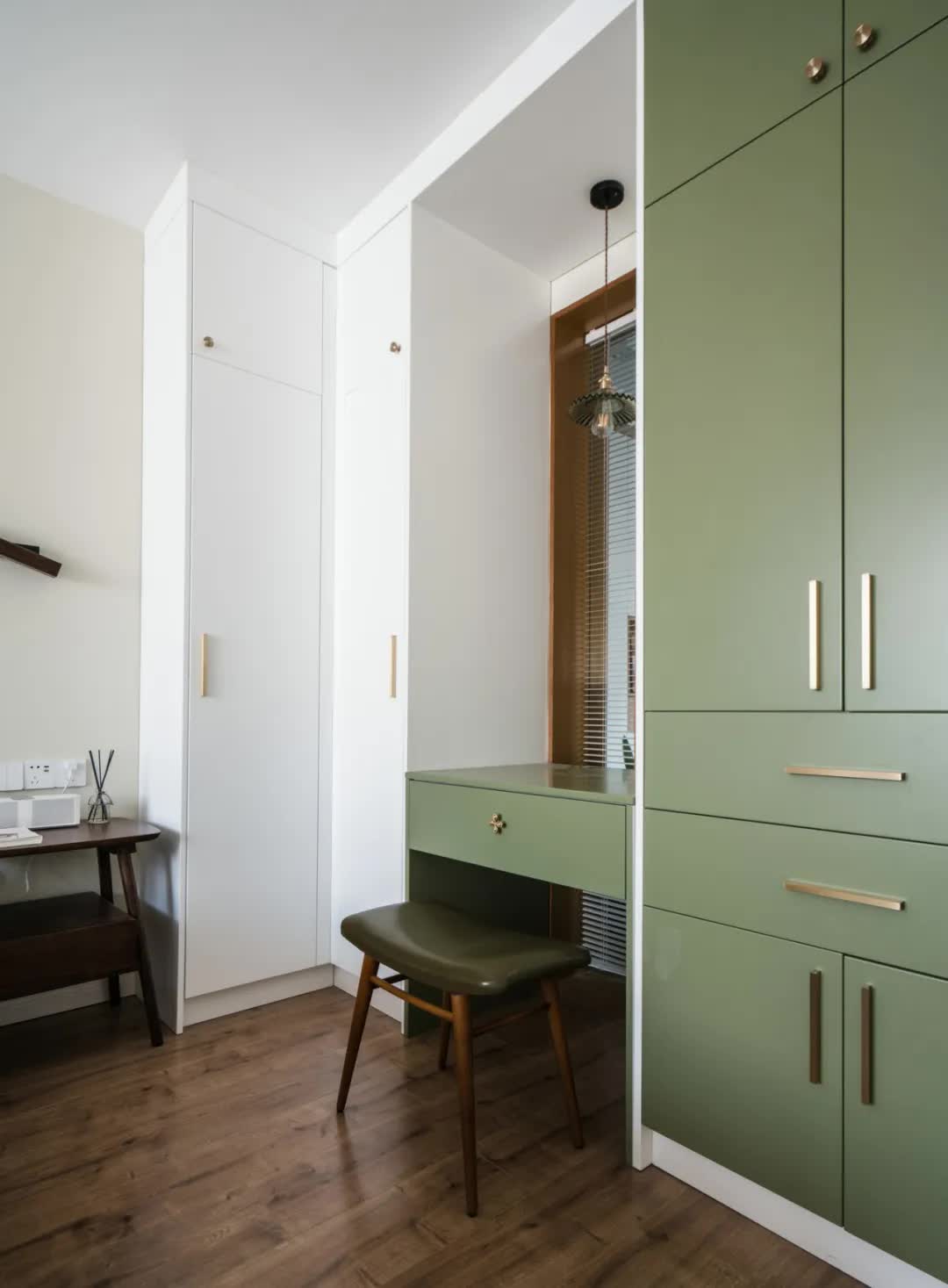 衣服太多衣柜怎么装修,小衣柜怎么改造衣服多