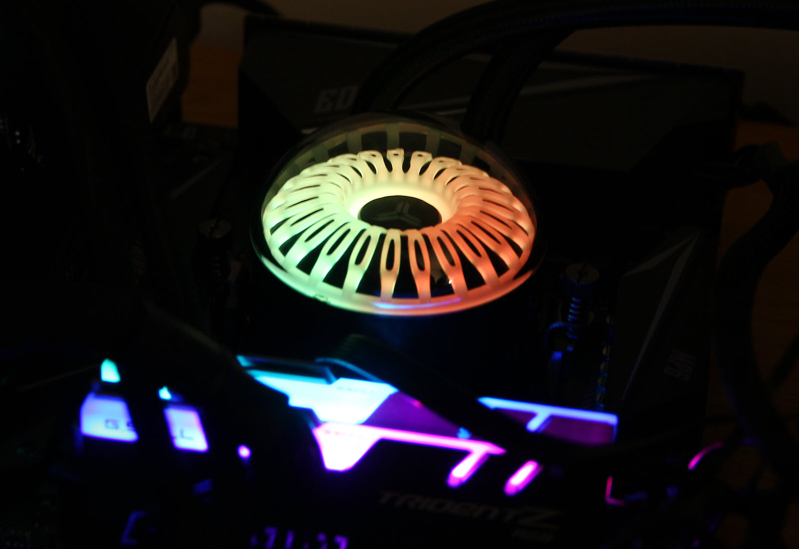 amdryzen53600x和锐龙r55600h哪个好,锐龙r55600有必要超频吗