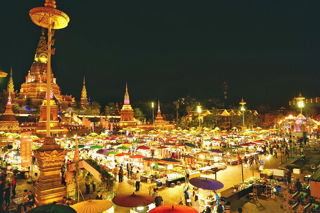 此生一定要坐的5趟绿皮火车,此生一定要拥有的8场旅行