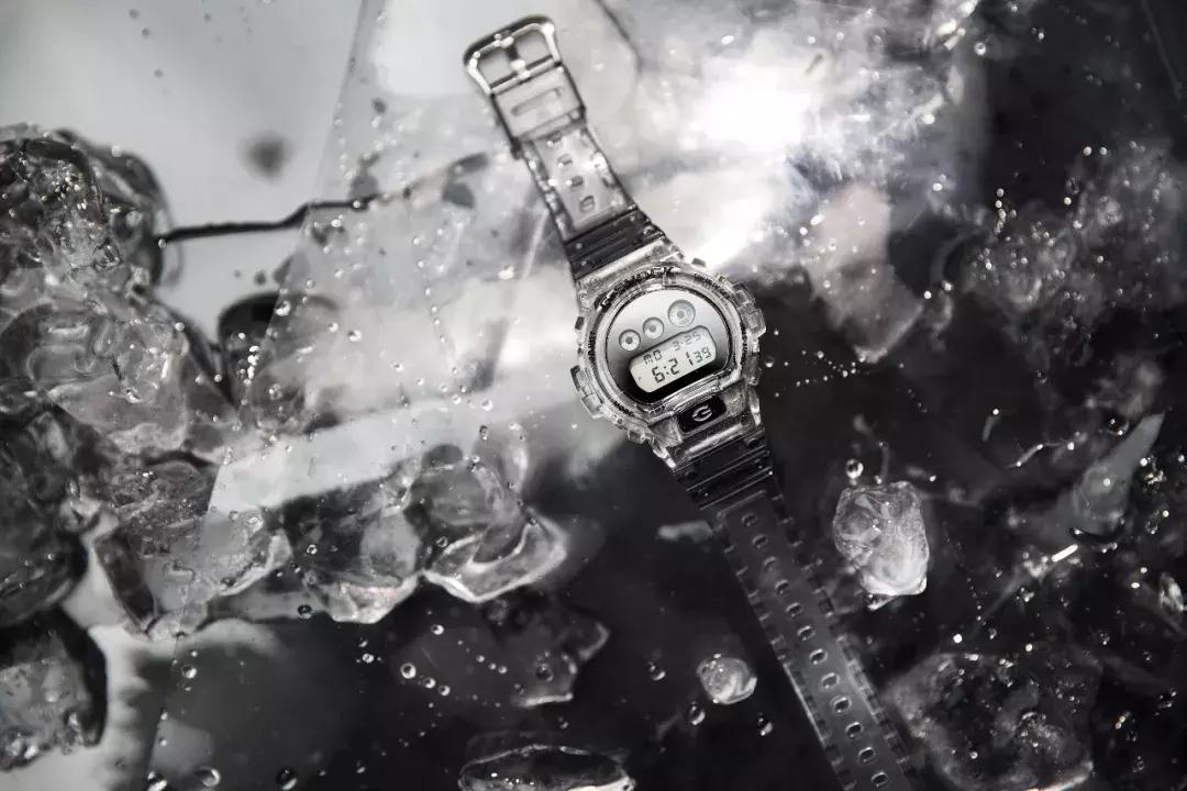 荷尔蒙最爆棚的手表,逆天荷尔蒙透明手表