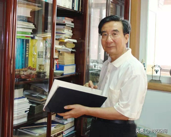 80个硬笔书法欣赏,现代80位书法名家作品欣赏