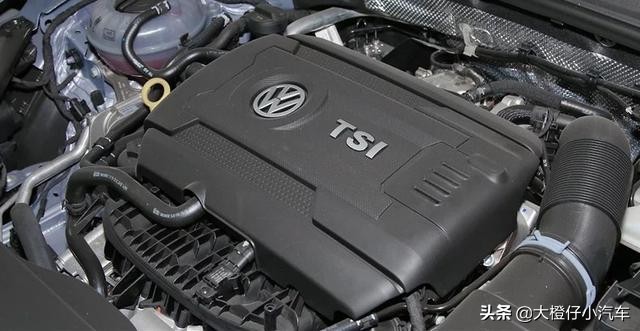 一二一八,迈腾首发。全新迈腾GTE首都亮相上市。指导价25万起售