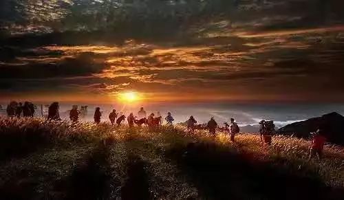 武功山徒步名单,武功山经典徒步路线