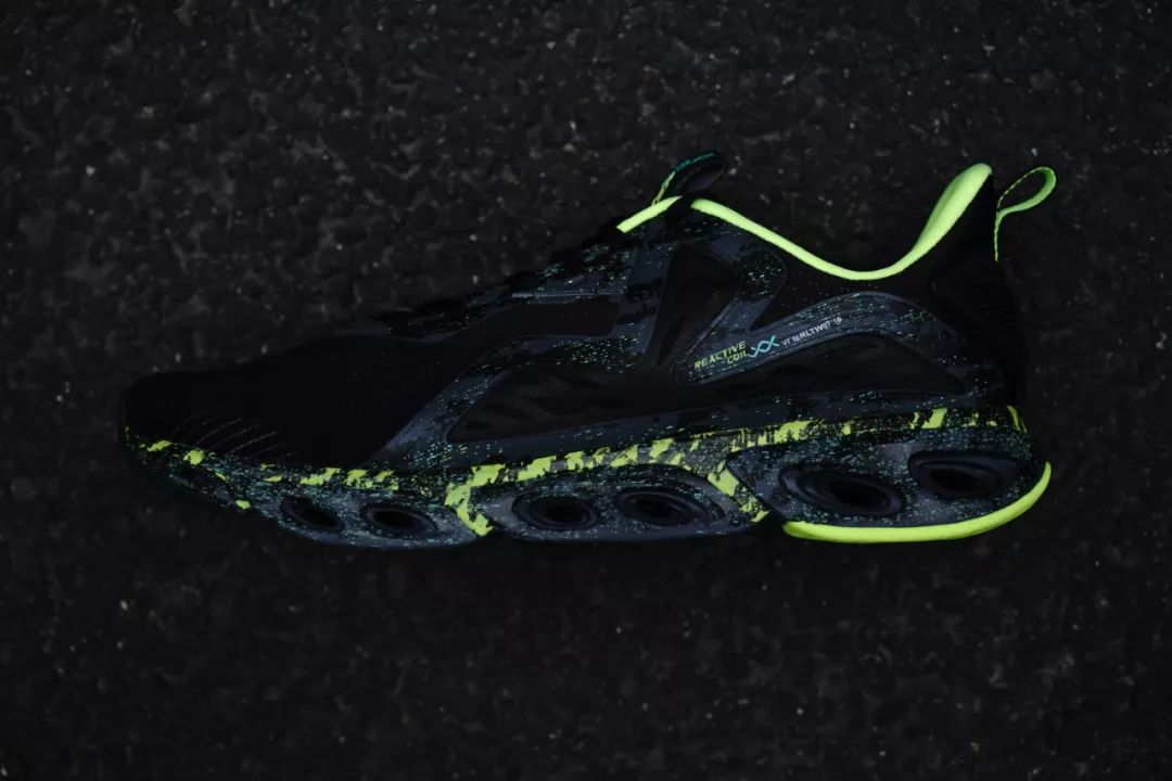 特步缓震旋9.0脚感,最快的缓震跑鞋特步