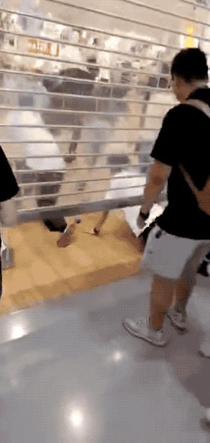 优衣库kaws联名,优衣库kaws第一次联名