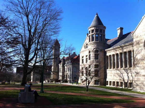 鍗扮瀹夌撼澶у浣嶇疆,鍗扮瀹夌撼澶у浠嬬粛