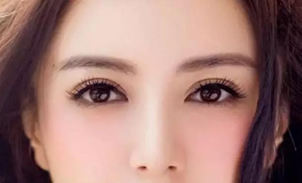 艾灸1小时,迅速提升下垂脸!简简单单就变美