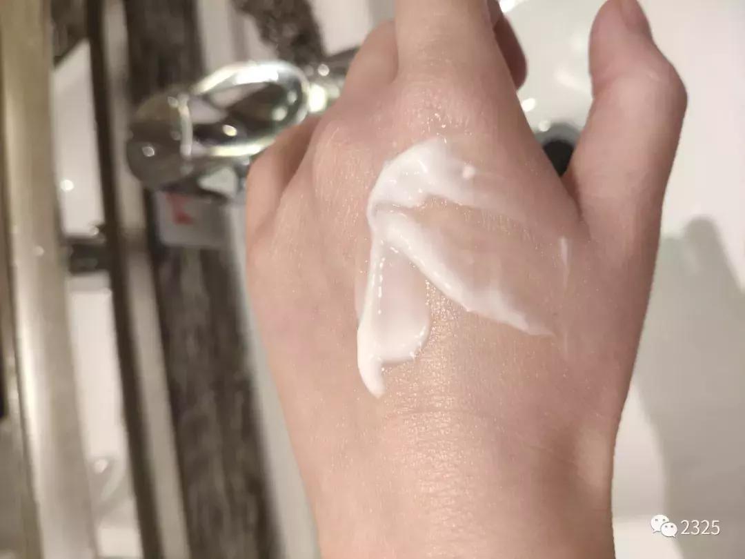 伊丽莎白雅顿银级,伊丽莎白雅顿银级三件套好用吗