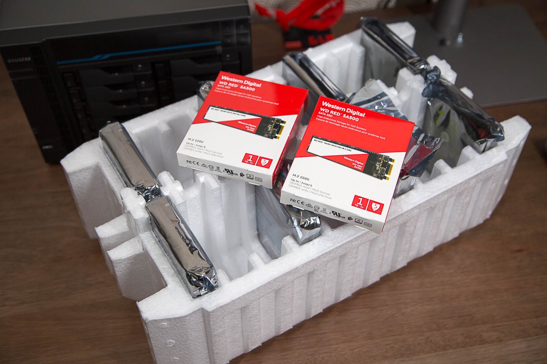 100T私有云达成！创作者之选华芸10GNASAS6510T使用测评