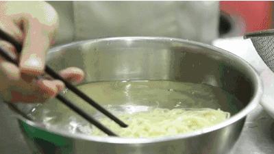 撸串+啤酒+音乐SHOW①站配齐！更有直升机带你遨游威海！