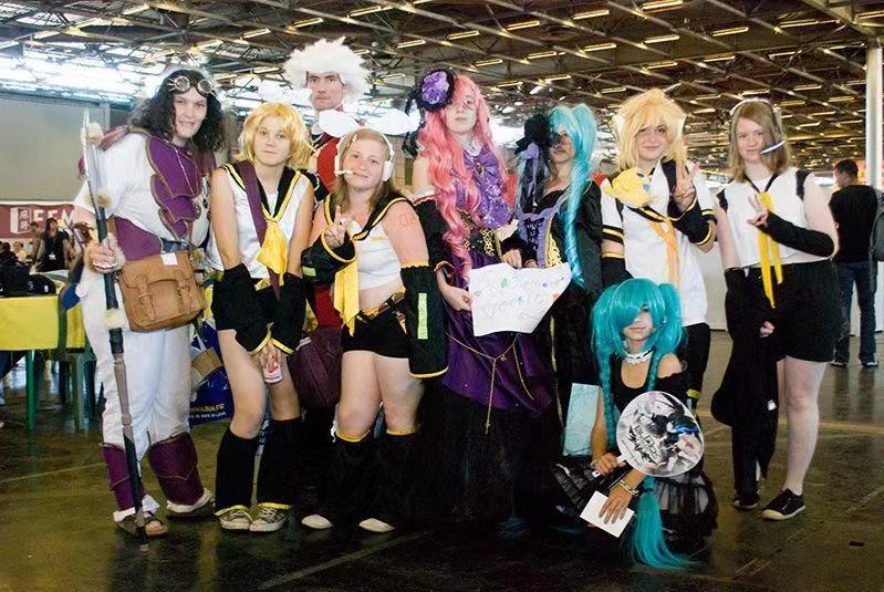 总统花了3.8亿欧元终于确认，法国人对日本漫画爱得多疯狂