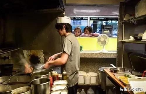 在外国打工的真实经历,在国外干过的厨师