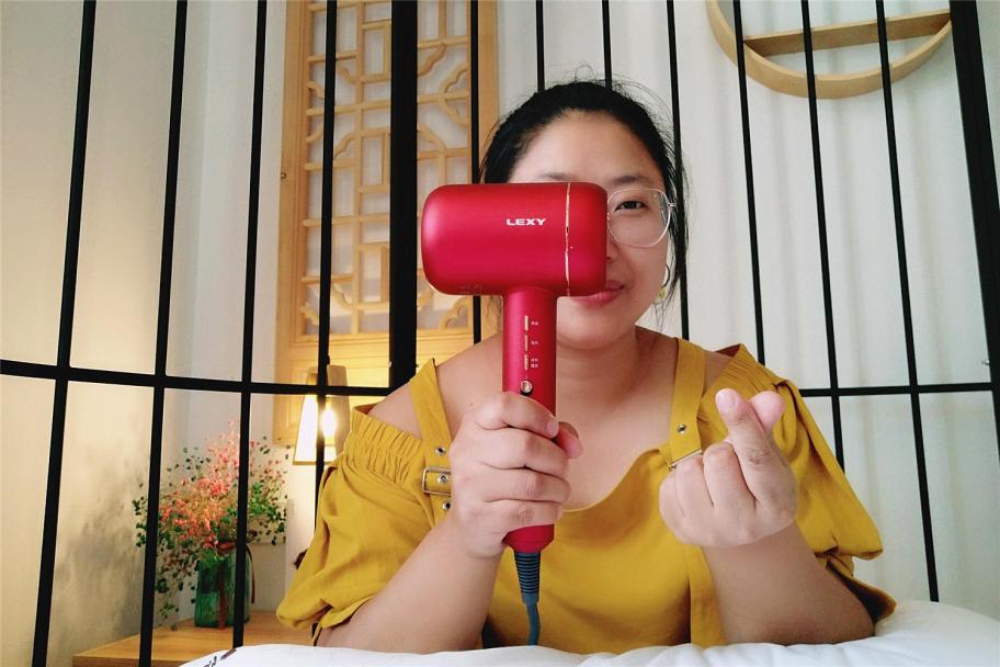 莱克水离子涡扇吹风机发布会,比戴森性价比高的吹风机