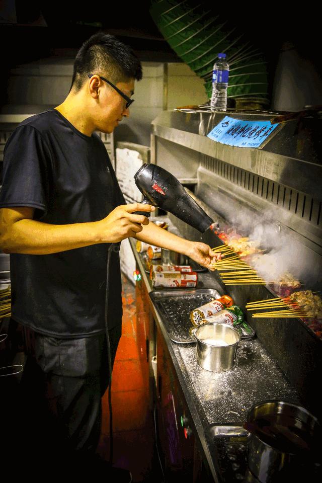 五号线附近有什么好吃的,5号线附近美食街