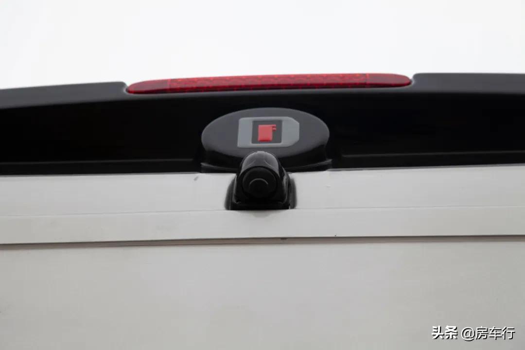 最新款小额头t型房车30万元,12款兼具颜值与性价比的房车