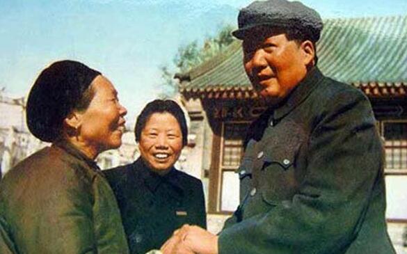 *颖超邓**:德高望重的革命前辈,公认的邓大姐,为何不让人叫邓妈妈