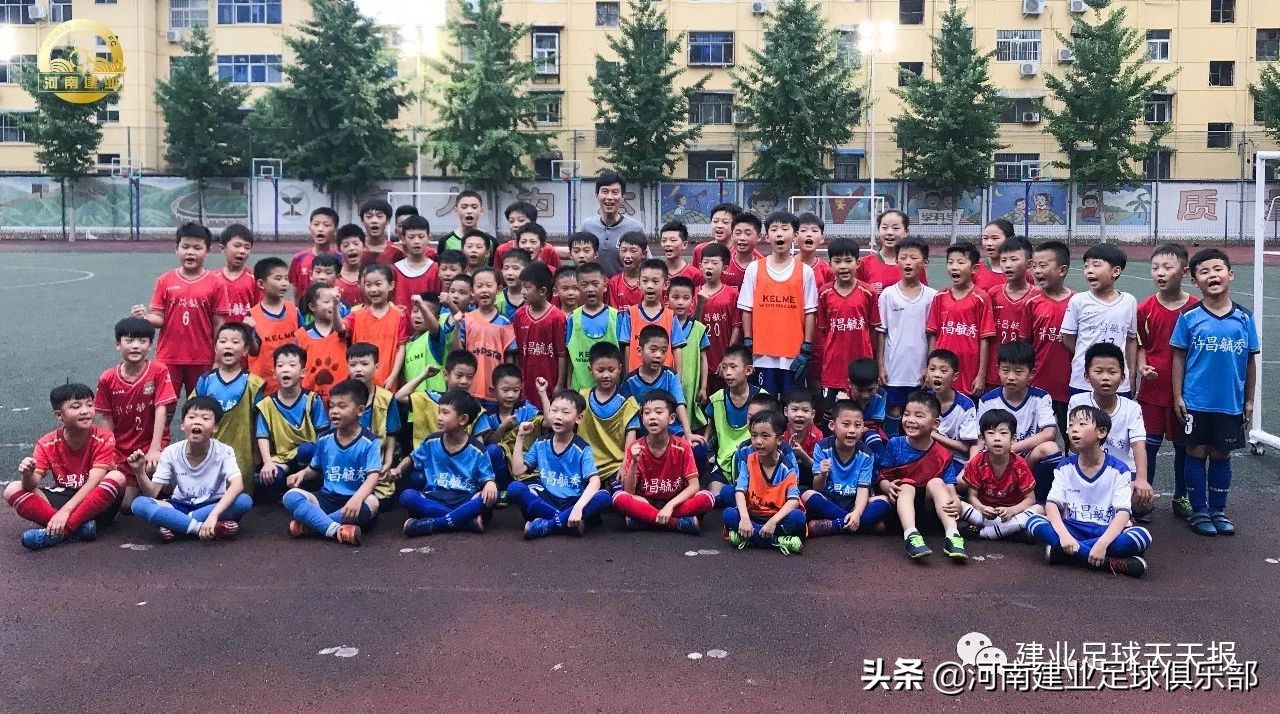 区楚良足球青训,区楚良为足球做出过什么贡献