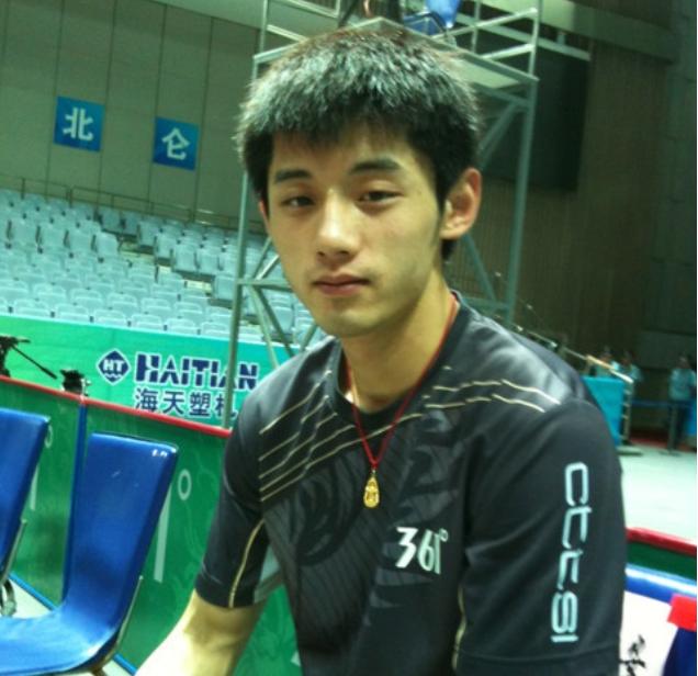 张继科在刘诗雯低谷期高调秀恩爱,张继科乒乓球遗憾