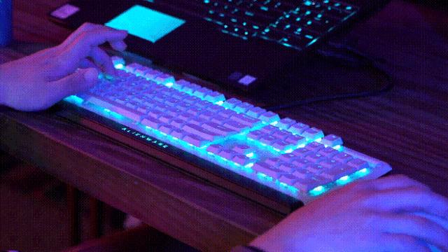 那些年失去的快乐,都从这台高能笔记本里找到了!这不是游戏