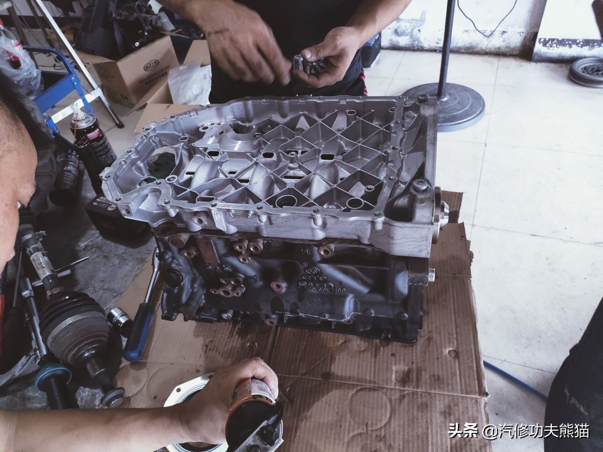 夏朗2.0发动机烧机油上海解决方法,大众夏朗烧机油最佳解决方案