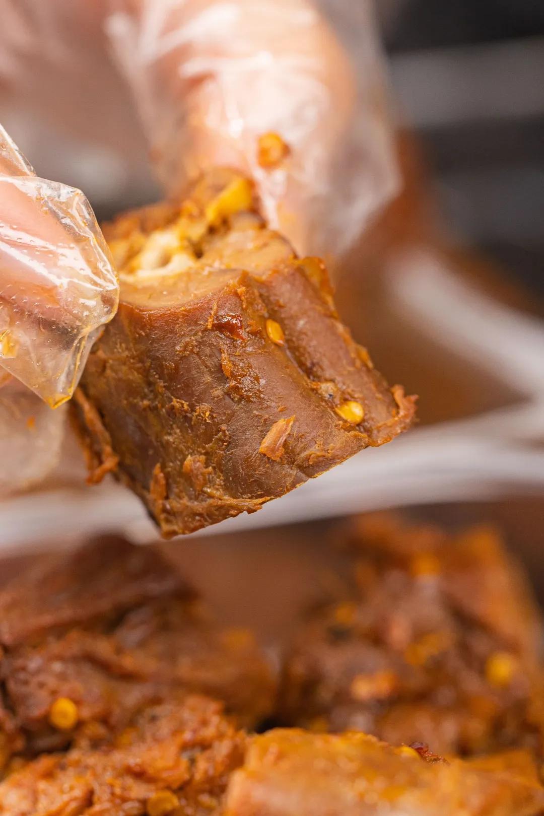 鸭脖鸭翅锁骨,绝味麻辣鸭脖锁骨鸭翅